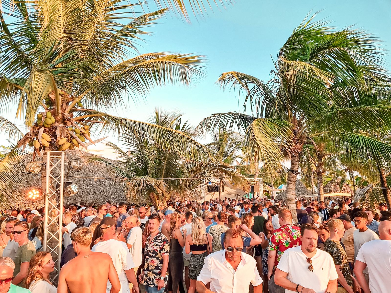 Zanzibar happy hour
